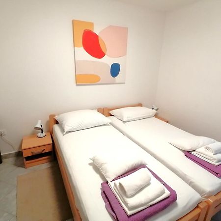 Apartments Miha Krk Town Exterior photo