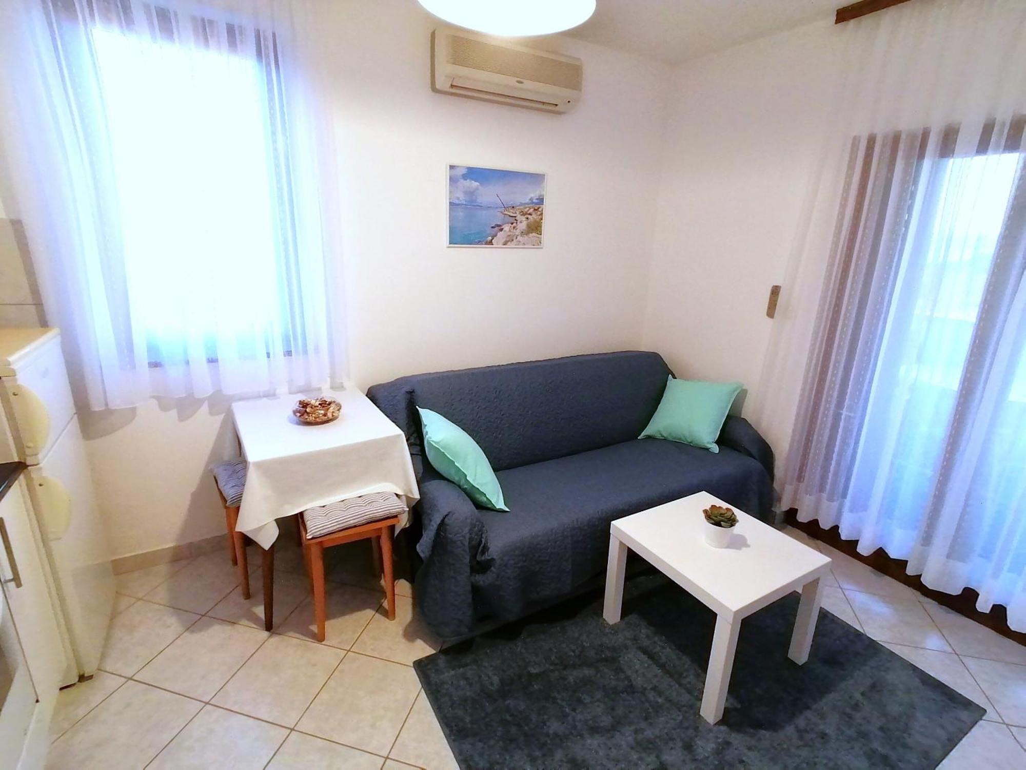 Apartments Miha Krk Town Exterior photo